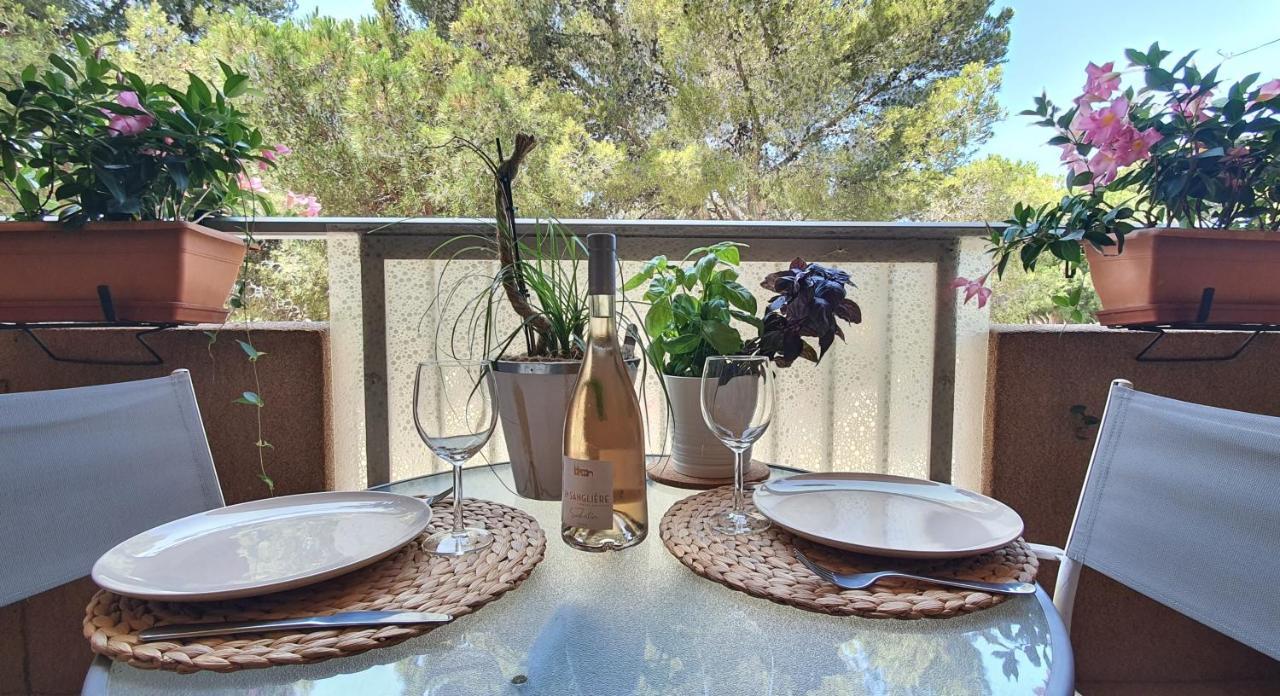 Hyeres Beach Luaran gambar